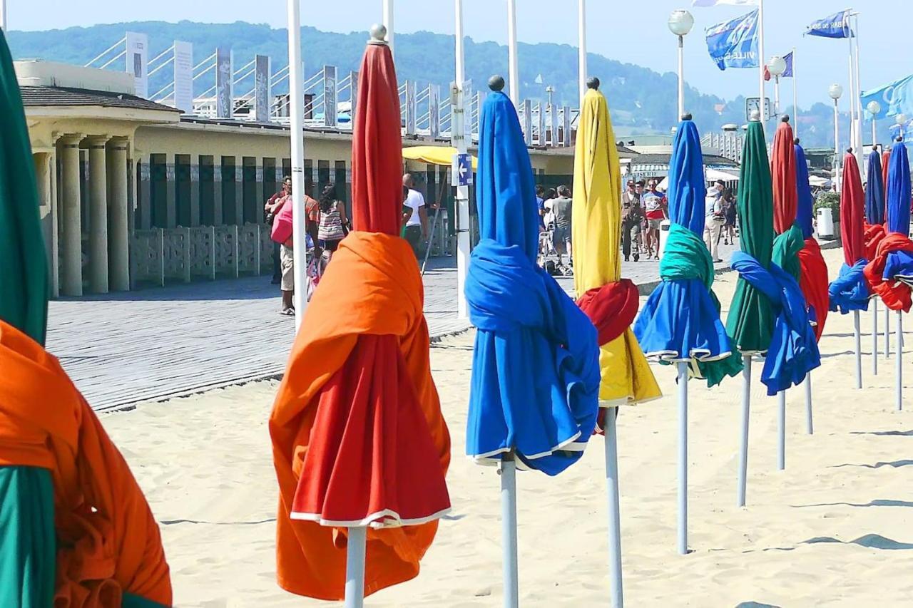 Charmant 3 pièces avec jardin à 5mn de la plage Deauville Exterior foto